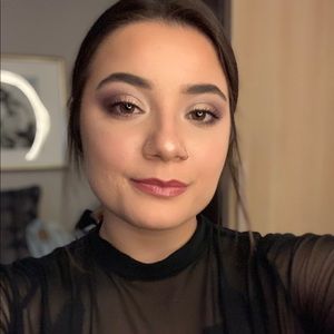 Meet your Posher, Lilly